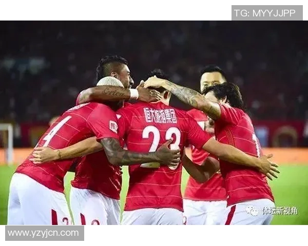 乔利与福利特激战正酣比分悬念不断引发球迷热议