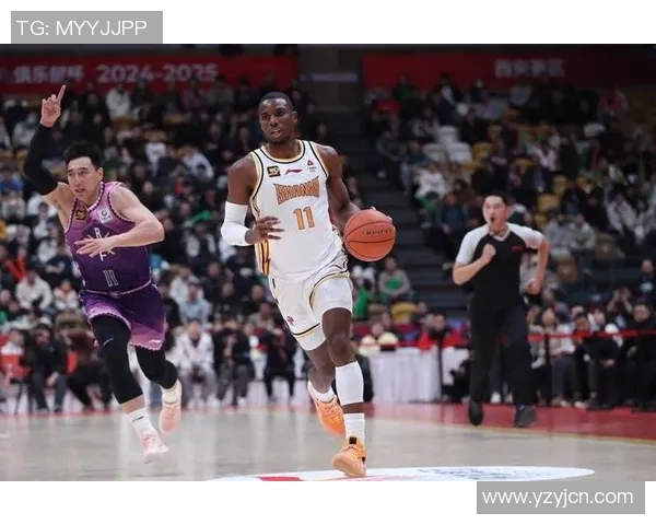 山西队迎战北京北控期待精彩对决双方球员全力以赴争夺胜利荣耀 山西队迎战北京北控期待精彩对决双方球员全力以赴争夺胜利荣耀