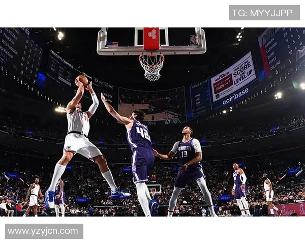 布鲁克洛佩斯的篮球之路：从新秀到NBA顶尖中锋的蜕变与成就