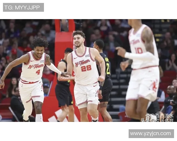 火箭队季前赛对阵上海队精彩视频回顾与赛后分析 火箭队季前赛对阵上海队精彩视频回顾与赛后分析