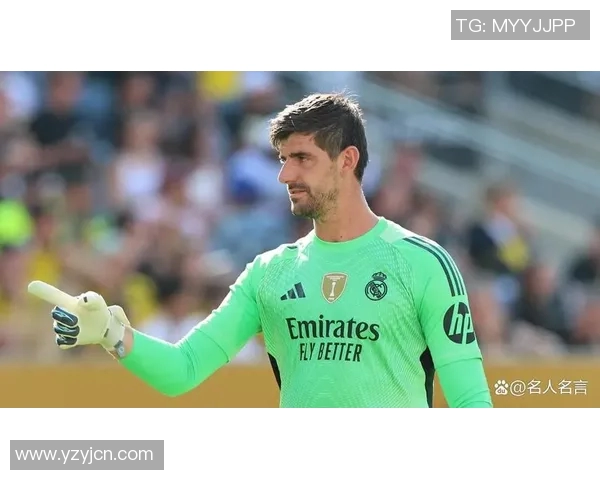 库尔图瓦：守护球门的铁血战士与足球界的传奇之路