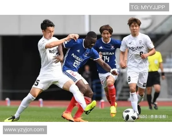 山口雷诺对阵金泽塞的比赛预测分析与胜负走势探讨