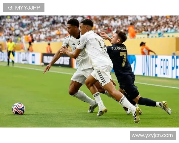 皇马与尤文激战正酣球迷期待巅峰对决的精彩瞬间