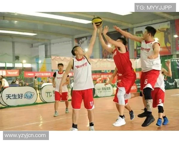 米勒与奥尼尔的巅峰对决:篮球历史上的传奇之战与影响分析 米勒与奥尼尔的巅峰对决:篮球历史上的传奇之战与影响分析